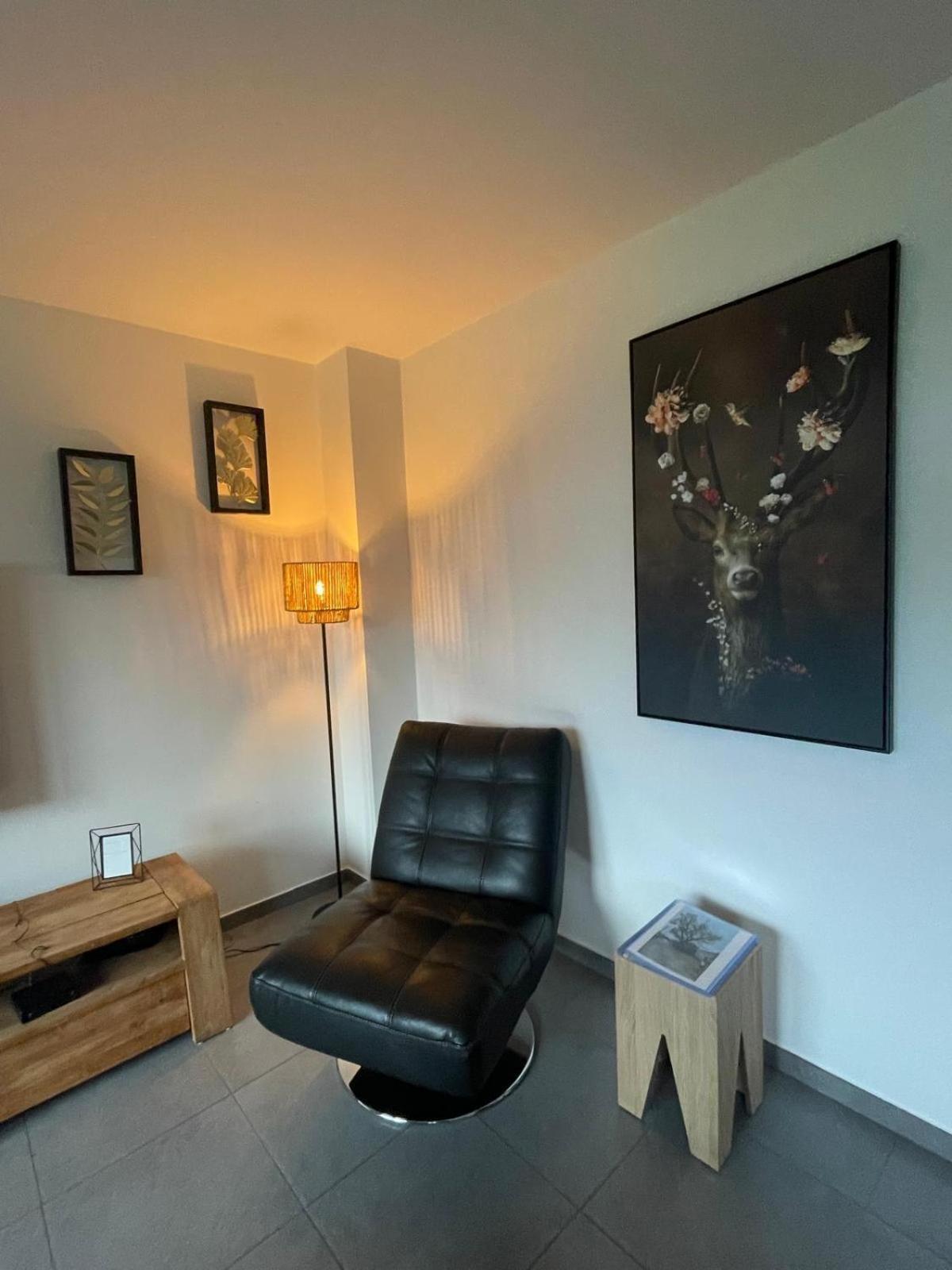 Le Gite Du Vieux Chene Bertogne Exteriör bild